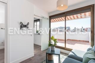 Lloguer Àtic a Almenara-Ventilla. Ático amueblado con terraza en plaza castilla