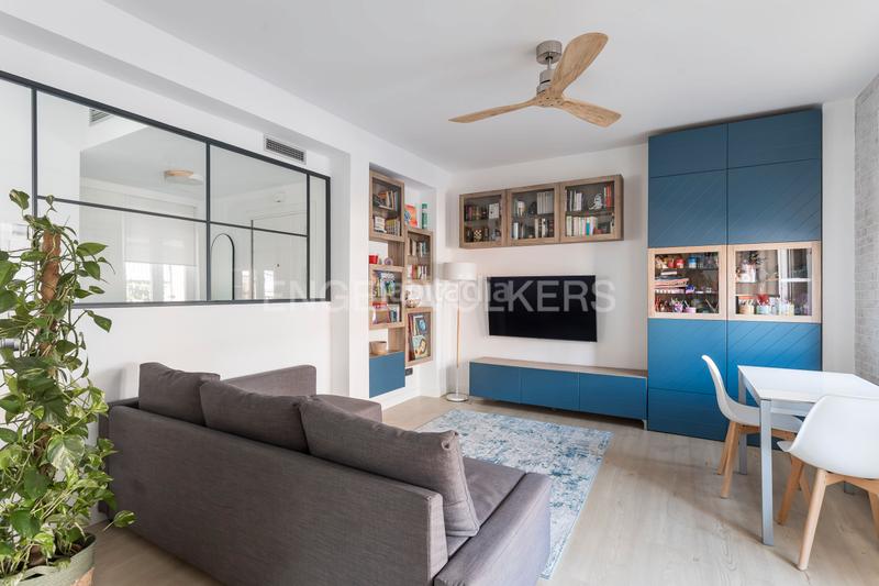 Foto 228c59d4-f2a8-4626-91bb-864f652998cd. Apartamento engel völkers presenta esta exclusiva propiedad en el distrito de salamanca en Madrid