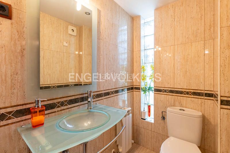 Foto 0fde8924-566d-4bc4-a099-e6eb3ee476cc. Casa amb calefacció aparcament a Parquelagos-Puente Nuevo Galapagar