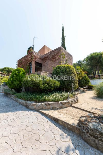 Foto 203e08dd-27fd-480d-83c3-49725469de80. Casa amb calefacció aparcament a Parquelagos-Puente Nuevo Galapagar