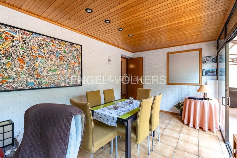 Foto 3ae5a41b-9ecb-436a-a8c0-4d63b0127f60. Casa amb calefacció aparcament a Parquelagos-Puente Nuevo Galapagar