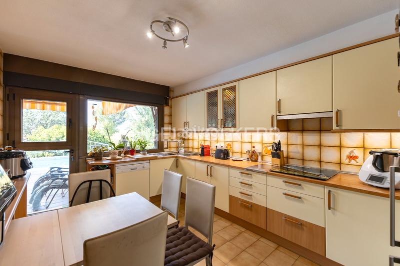 Foto 92e3f7be-2f00-4c6e-b544-ac1af8704639. Casa amb calefacció aparcament a Parquelagos-Puente Nuevo Galapagar