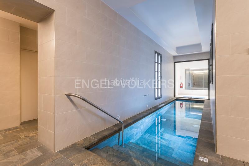 Foto 05aeb3da-1d94-4355-b808-38d812c30fe5. Piccolo appartamento con riscaldamento piscina in Madrid