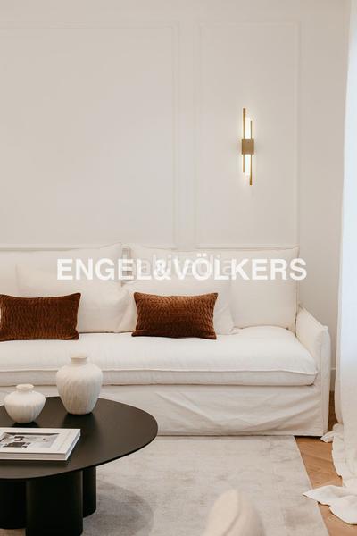 Foto 457fe93a-81d8-4b5a-8e04-750fef6a08e1. Apartament amb calefacció a Argüelles Madrid