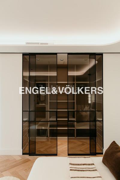 Foto 99c3f8ab-cdb9-48c0-9207-68c3ab57d05e. Apartament amb calefacció a Argüelles Madrid
