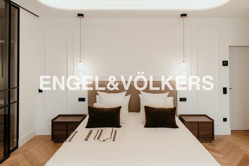 Foto e2dfd22d-d7fb-456c-a951-0bf80c42da86. Apartament amb calefacció a Argüelles Madrid