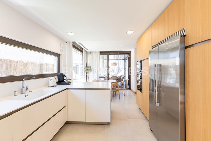 Foto 46496ee3-c497-41c5-8398-26b797300122. Alquiler casa magnífico chalet en alquiler en satélites en Majadahonda