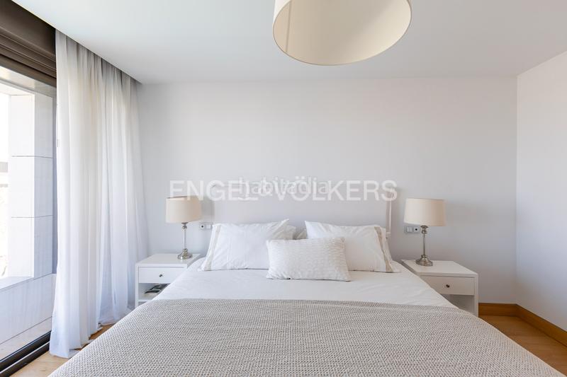 Foto 5c36fdcf-48d7-446d-a785-61d6ed575917. Alquiler casa magnífico chalet en alquiler en satélites en Majadahonda
