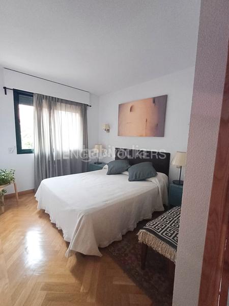 Foto 74f2cee6-8593-43b4-a0d1-ff36960f86c5. Lloguer apartament amb calefacció aparcament piscina a Madrid