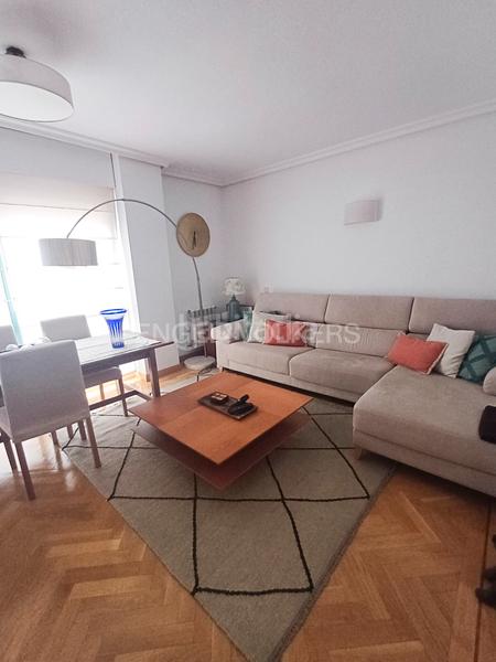 Foto a5fd6f10-388a-4603-92c1-fc2fdbe1dff7. Lloguer apartament amb calefacció aparcament piscina a Madrid