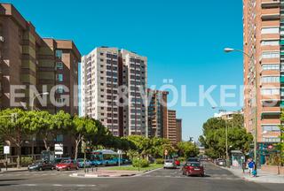 Location Appartement à Costillares. Piso amplio y luminoso, cuatro dormitorios y trastero en costill