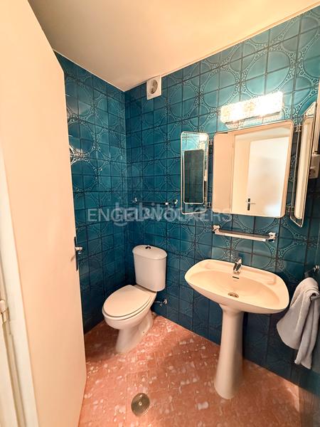 Foto 60f39965-1e36-4a09-81cd-ba0e703f8e0d. Alquiler apartamento piso amplio y luminoso, tres dormitorios y trastero en Costillares. en Madrid