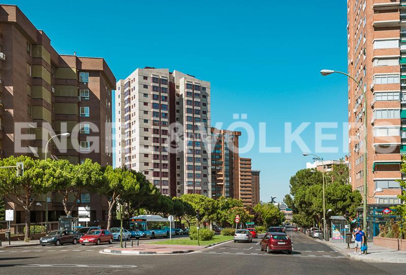 Foto 61590312-a54f-49a0-9a9c-de68ef6a433d. Alquiler apartamento piso amplio y luminoso, tres dormitorios y trastero en Costillares. en Madrid
