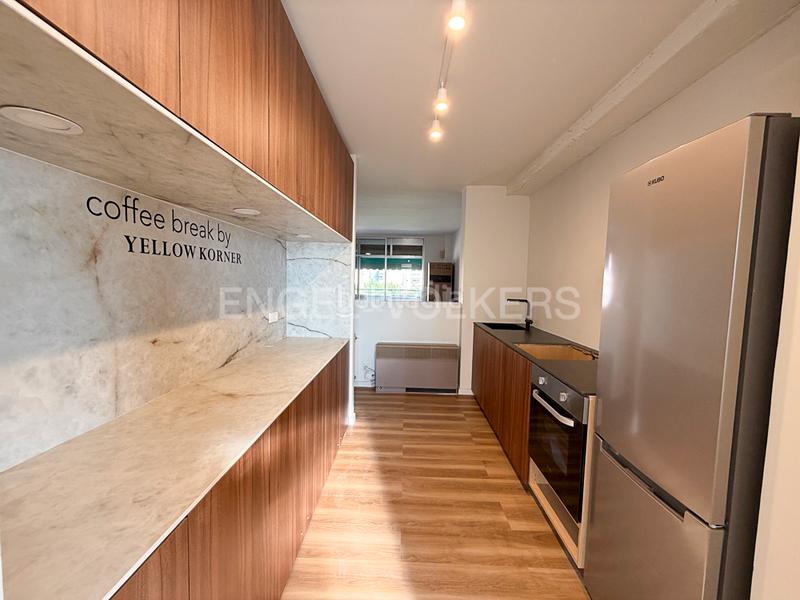 Foto bd82196b-acb4-408a-a14e-c586952c6614. Alquiler apartamento piso amplio y luminoso, tres dormitorios y trastero en Costillares. en Madrid