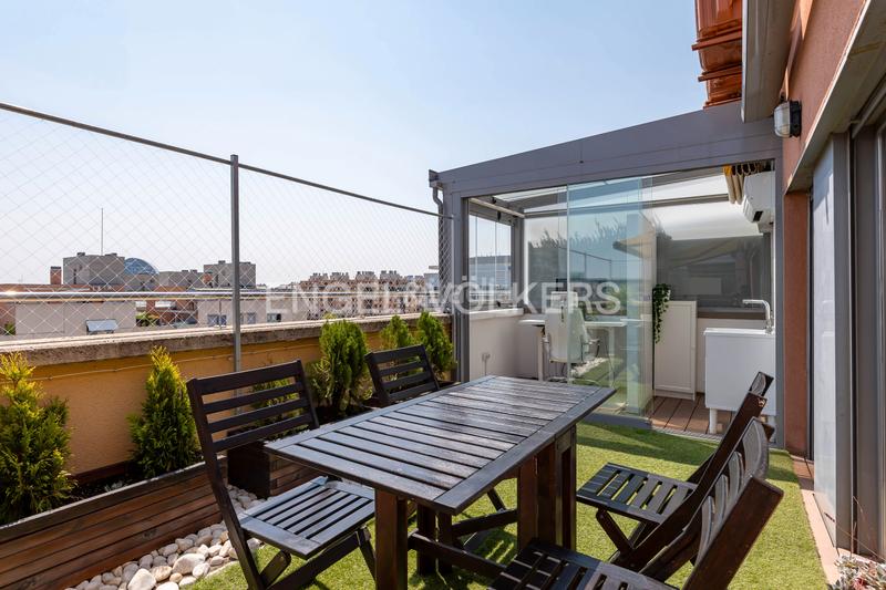 Foto 5cf804b4-9ff7-4c0e-a334-2e0c9e8fe025. Ático exclusivo atico reformado con terraza en Las Tablas en Madrid