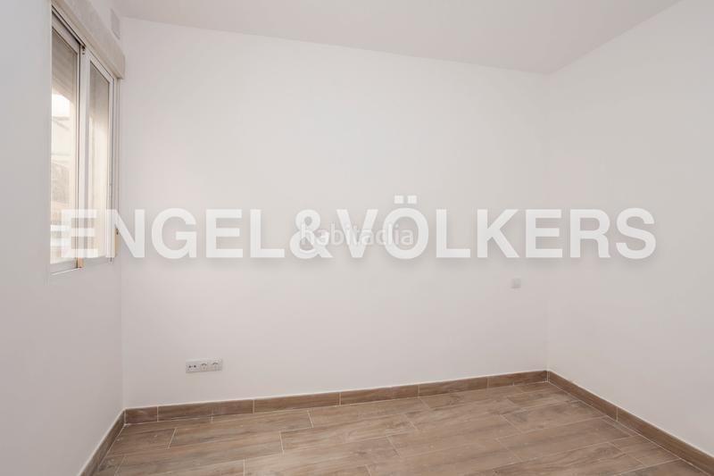 Foto 39a39b88-df65-4835-9c8c-d99f5cff094c. Alquiler apartamento exclusivo apartamento histórico modernizado en Sol, lujo urbano y confort en el corazón cultural de la ciudad en Madrid