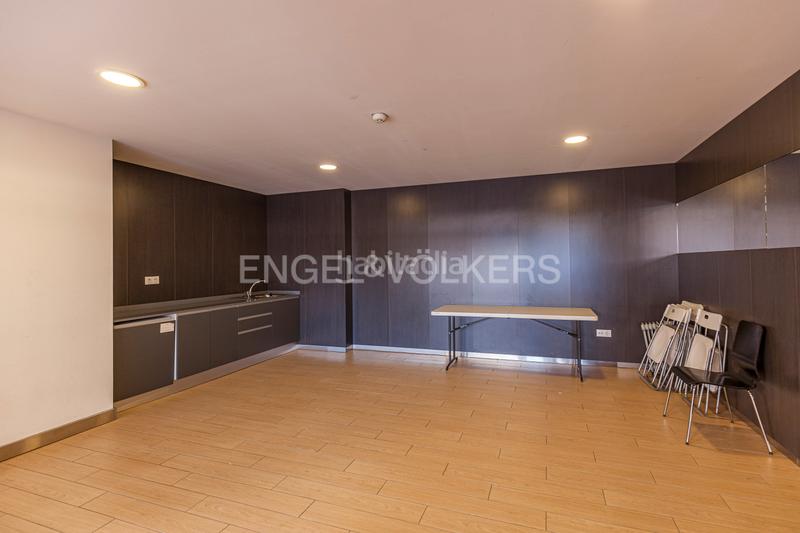 Foto 1f2db72b-3f41-43ee-b26e-b080cdc745f4. Alquiler ático piso con terraza, piscina, garaje y trastero en Madrid