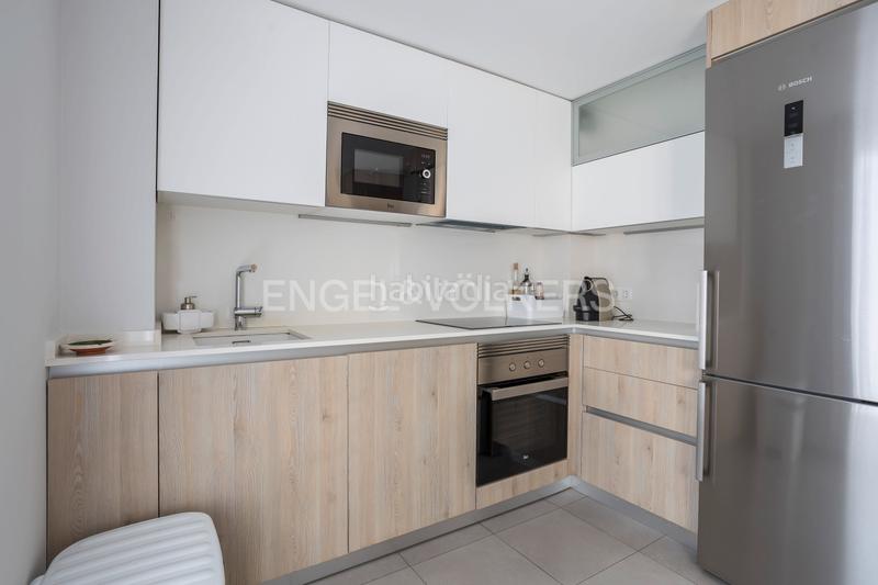 Foto 4cacba4f-4f3c-4271-893e-2f240aa580ad. Alquiler ático piso con terraza, piscina, garaje y trastero en Madrid