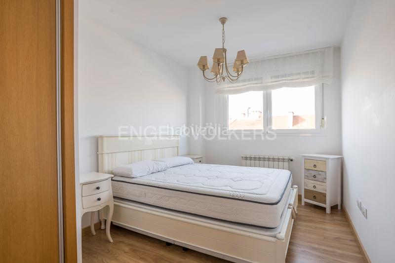 Foto 80476220-9116-4fec-b921-316e81a69390. Alquiler ático piso con terraza, piscina, garaje y trastero en Madrid
