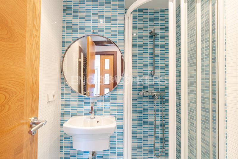 Foto cd284a49-c746-446a-a6f2-3047ad57a7dc. Alquiler apartamento hermoso apartamento recién reformado en el corazón en Colmenar Viejo