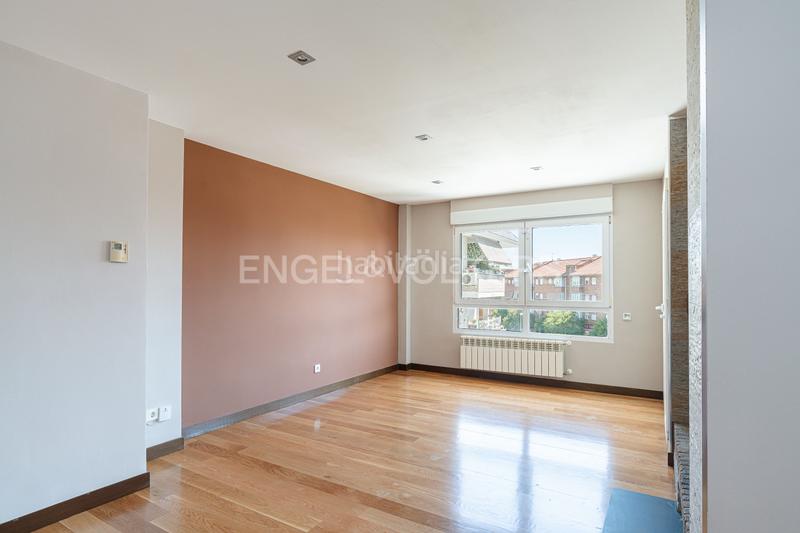 Foto f4ea6982-2d26-4bbc-b421-40e488e6f457. Alquiler apartamento hermoso apartamento recién reformado en el corazón en Colmenar Viejo
