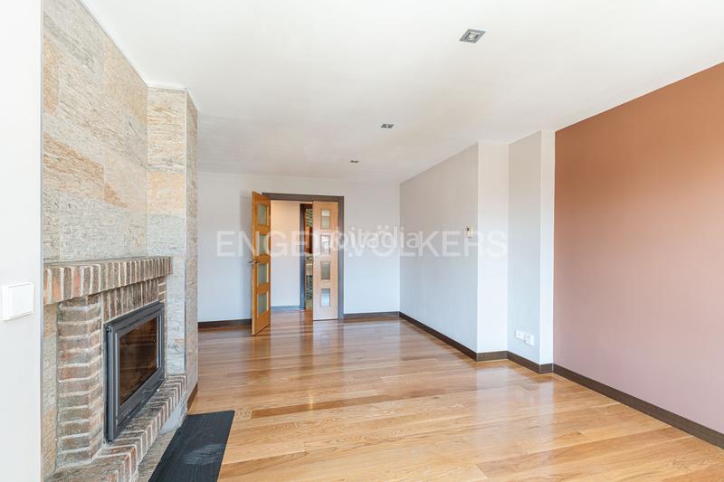 Foto f9b79051-b653-47ea-8e75-f34789bf94f0. Alquiler apartamento hermoso apartamento recién reformado en el corazón en Colmenar Viejo