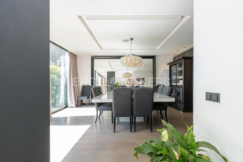 Foto 14715297-3bad-4f96-b560-63ee370b6139. Maison avec chauffage parking piscine dans urbanización La Moraleja La Moraleja