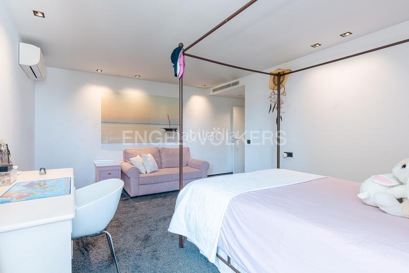 Foto 374cd463-2e08-4994-9f37-8706ab506ed1. Maison avec chauffage parking piscine dans urbanización La Moraleja La Moraleja