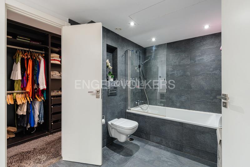 Foto a1915eb0-3342-4a2a-bb3a-2e5beccd2175. Maison avec chauffage parking piscine dans urbanización La Moraleja La Moraleja