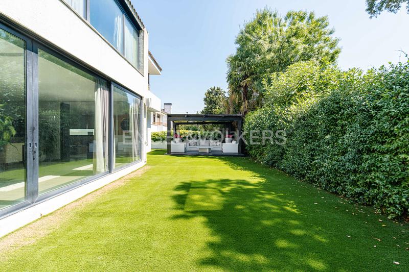 Foto c081f3da-cc65-44c2-937d-f27e1962e71f. Maison avec chauffage parking piscine dans urbanización La Moraleja La Moraleja