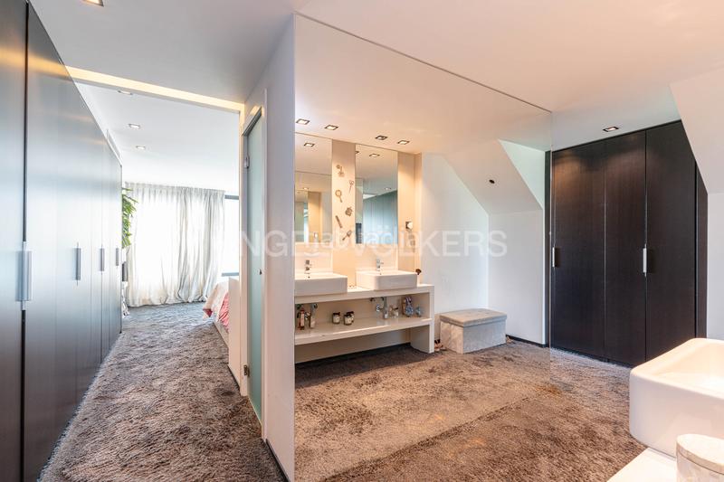 Foto f19a38e7-b903-41a7-bf2f-c85b58677d5a. Maison avec chauffage parking piscine dans urbanización La Moraleja La Moraleja