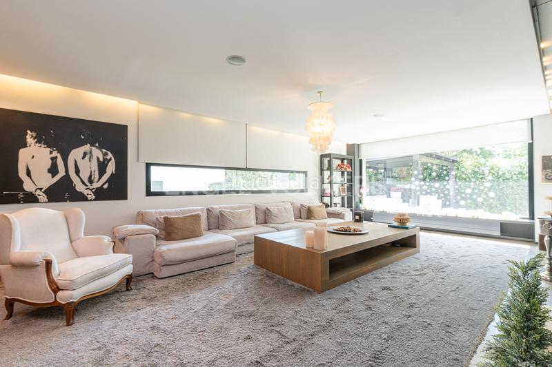 Foto f578f495-5436-4952-ae57-52a655d77174. Maison avec chauffage parking piscine dans urbanización La Moraleja La Moraleja