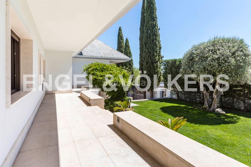 Foto a5eade93-7417-4f1c-9e33-17b1d67576d4. Casa impresionante unifamiliar de diseño en monte del pilar en Majadahonda