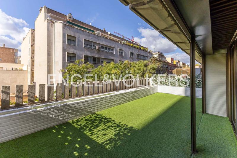Foto c24c85ff-6f2a-4da0-a375-04f4a7fcfcb3. Lloguer apartament amb calefacció aparcament a Castellana Madrid