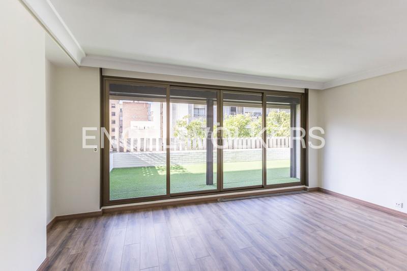 Foto c9baa49f-af3b-4b73-ba38-d52d2dd846d3. Lloguer apartament amb calefacció aparcament a Castellana Madrid