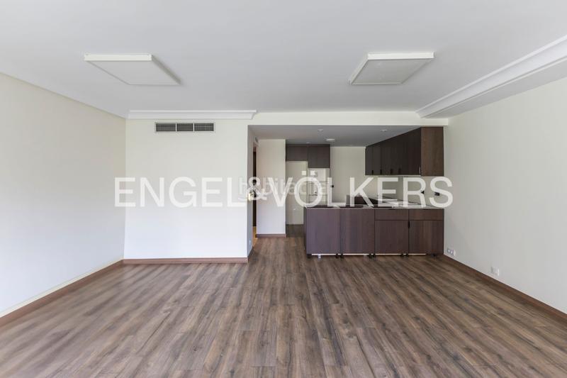 Foto 3aa36fc6-c5c7-4677-94ed-a58e08e7cde4. Rent apartment with heating parking in Castellana Madrid