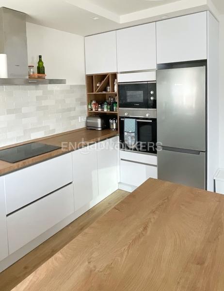 Foto 0c8bf25c-6dde-4b08-bda6-2583402ed9db. Location appartement avec chauffage dans Valdeacederas Madrid