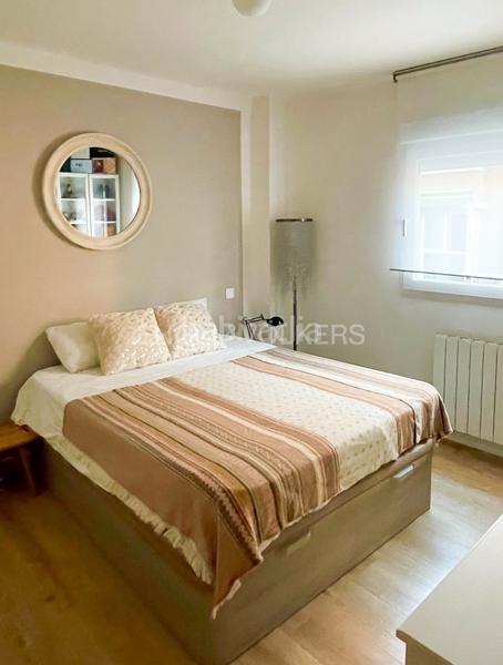 Foto c5ed0dc0-2ba1-4ce4-8a2b-73a6e90a2760. Location appartement avec chauffage dans Valdeacederas Madrid