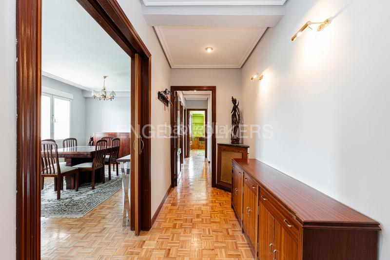 Foto 85aabb7e-dec4-430b-bef3-7c7276818ca9. Apartamento piso exterior en esquina con terraza en Guindalera en Madrid