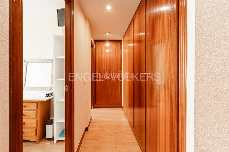 Foto 0eb65b13-d59a-4947-9a40-229501438441. Apartamento amplia propiedad exterior con 4 dormitorios en Madrid
