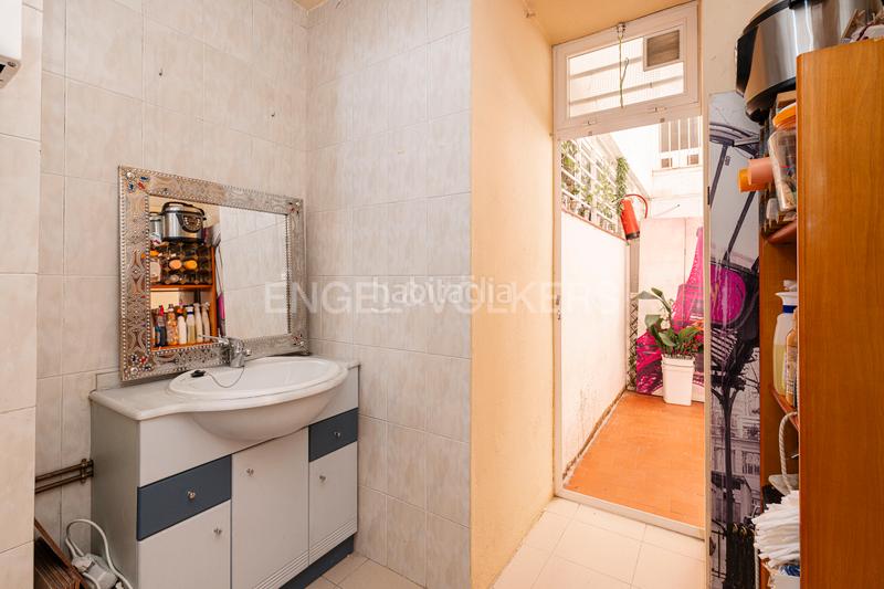 Foto 342a264a-7d16-4e58-b576-06196aa1ff72. Apartamento amplia propiedad exterior con 4 dormitorios en Madrid