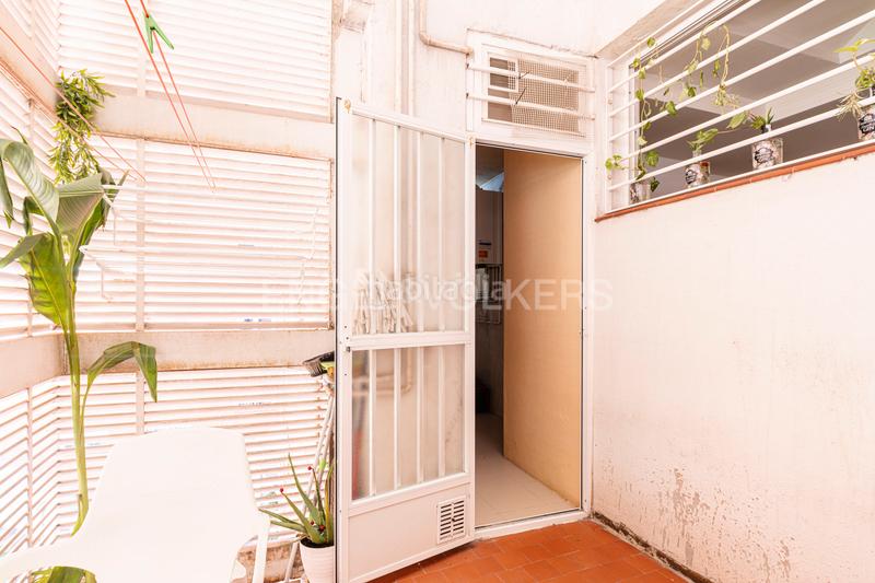 Foto 3da8fa21-1e39-4c95-8921-49c1926ea35b. Apartamento amplia propiedad exterior con 4 dormitorios en Madrid