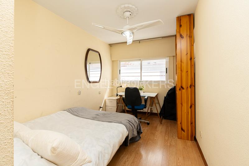 Foto 406e87ac-486a-4fe5-aad8-908b27b28093. Apartamento amplia propiedad exterior con 4 dormitorios en Madrid
