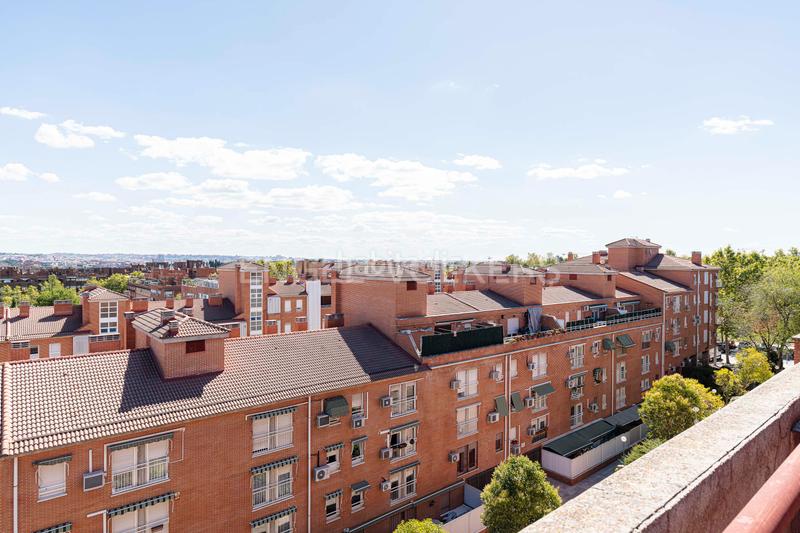 Foto 55bb0823-36c0-4b2f-9a75-9d65dd44f220. Apartamento amplia propiedad exterior con 4 dormitorios en Madrid