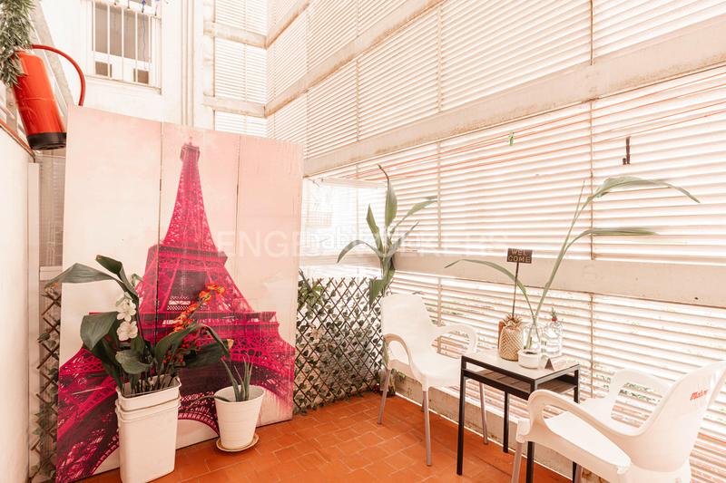 Foto c5f4d50f-c4d5-4738-94f1-86eb4fb3e96e. Apartamento amplia propiedad exterior con 4 dormitorios en Madrid