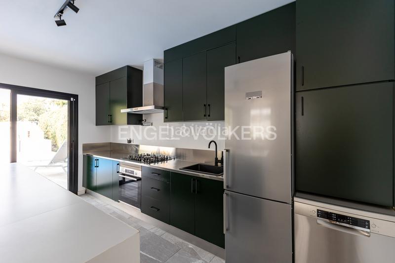 Foto 193c5a34-376f-4124-88f3-10b15f61ead2. Casa moderno chalet con vistas en jarabeltran en Pino Alto-Navarredonda Valdemorillo