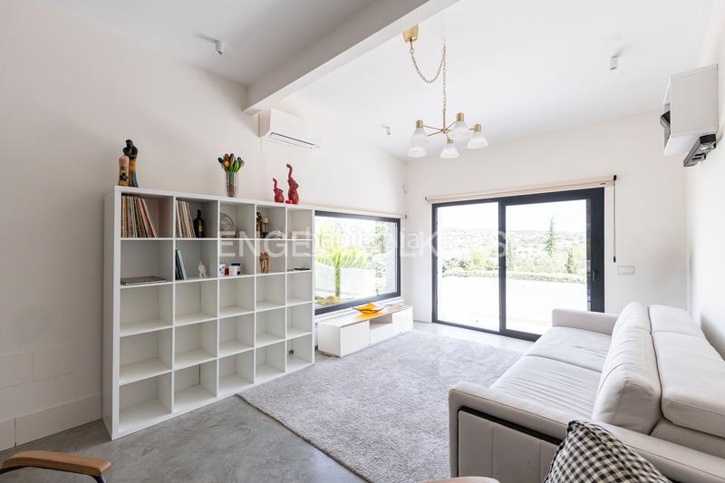 Foto c244ef18-ee19-4943-afa8-be350a423d60. Casa moderno chalet con vistas en jarabeltran en Pino Alto-Navarredonda Valdemorillo