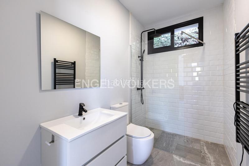 Foto f9742576-b00c-406a-9654-c0e548682209. Casa moderno chalet con vistas en jarabeltran en Pino Alto-Navarredonda Valdemorillo