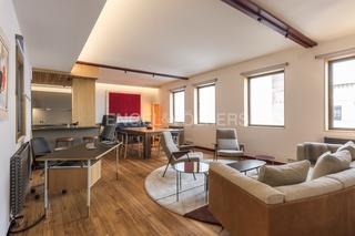 Alquiler Apartamento en Recoletos. Ático dúplex de lujo en la milla de oro