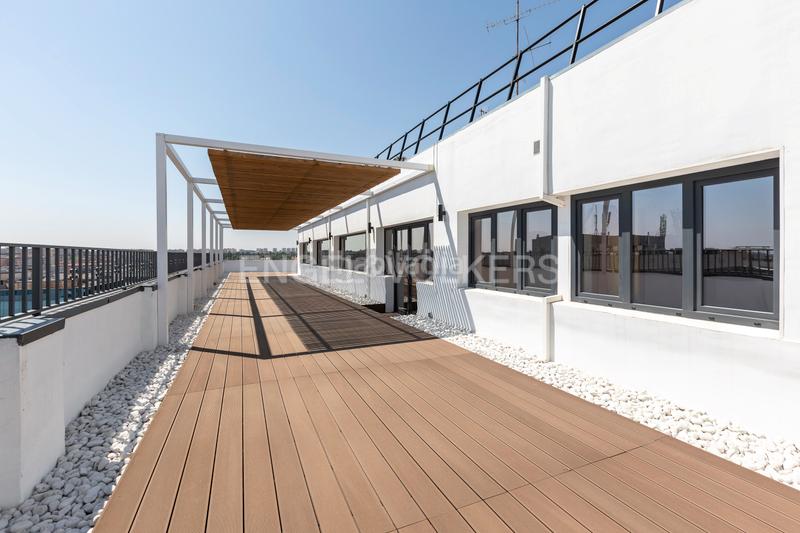 Foto 2669338a-dc90-450d-bffd-7d774c547dd7. Attique avec chauffage dans Simancas Madrid